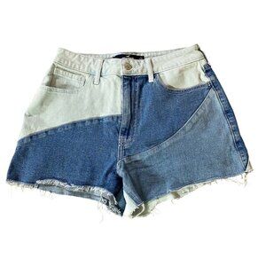 Hollister Ultra High-Rise Mom Shorts Distressed Denim Patchwork Size 5